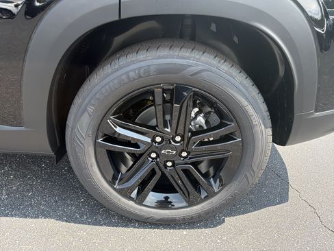 New 2026 Chevrolet Trax ACTIV w/ Driver Confidence Package FWD image 19