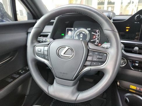 Used 2024 Lexus UX 250h F Sport image 20