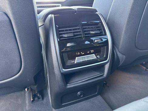 Used 2021 BMW X5 xDrive40i w/ M Sport Package AWD/4WD image 16