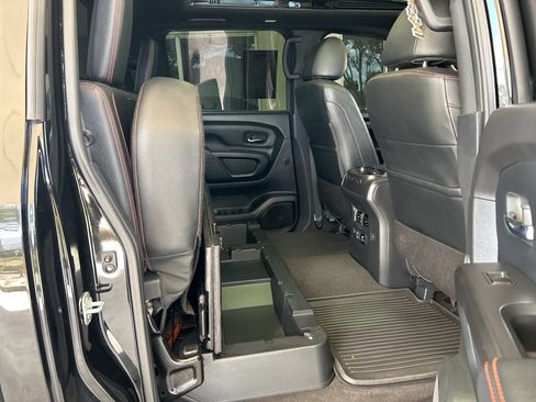 Used 2021 Nissan Titan PRO-4X w/ Pro-4x Convenience Package AWD/4WD image 30