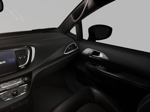 New 2026 Chrysler Voyager LX image 19