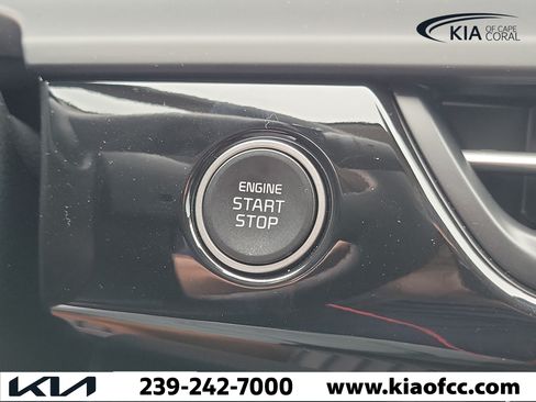 New 2026 Kia Seltos S FWD image 30