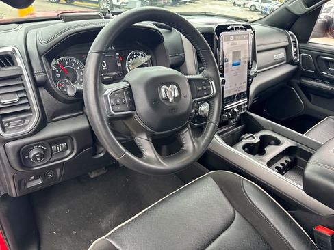 Used 2024 RAM 1500 Laramie image 16
