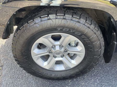 Used 2023 Toyota 4Runner SR5 Premium w/ Moonroof Package image 11