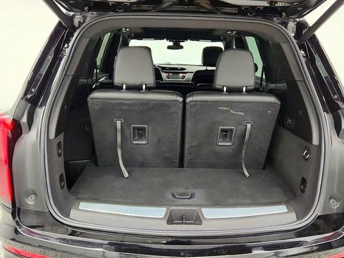 Used 2022 Cadillac XT6 Luxury AWD/4WD image 23