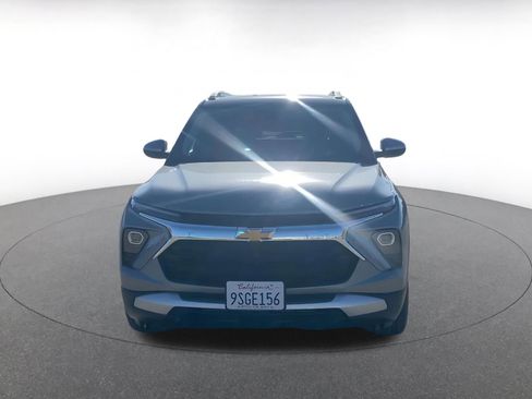 Used 2025 Chevrolet TrailBlazer LT image 4