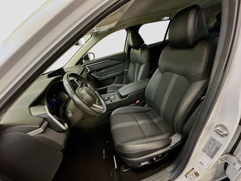 Used 2025 MAZDA CX-50 AWD 2.5 S w/ Premium Package image 13