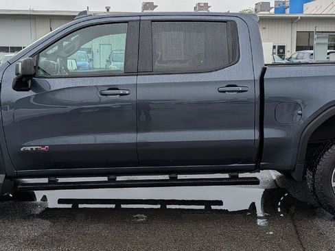Used 2022 GMC Sierra 1500 AT4 AWD/4WD image 7