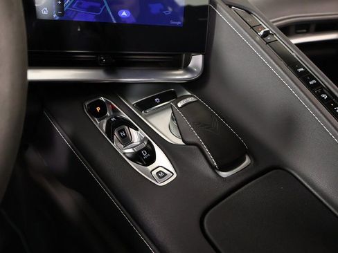 Used 2025 Chevrolet Corvette Stingray Coupe w/ 1LT image 9