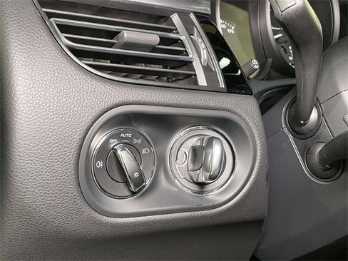 New 2026 Porsche Macan Turbo image 42