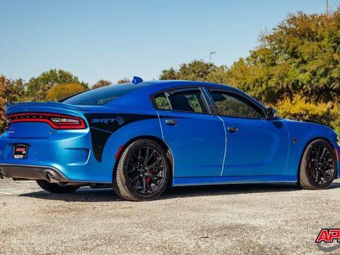 Used 2015 Dodge Charger SRT Hellcat image 42