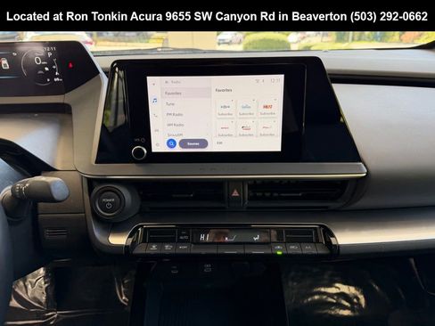 Used 2024 Toyota Prius LE image 21