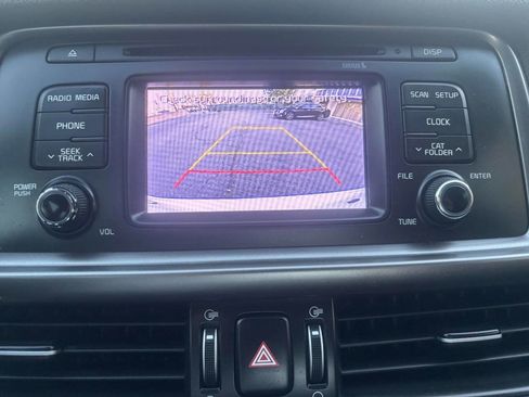 Used 2016 Kia Optima LX image 26