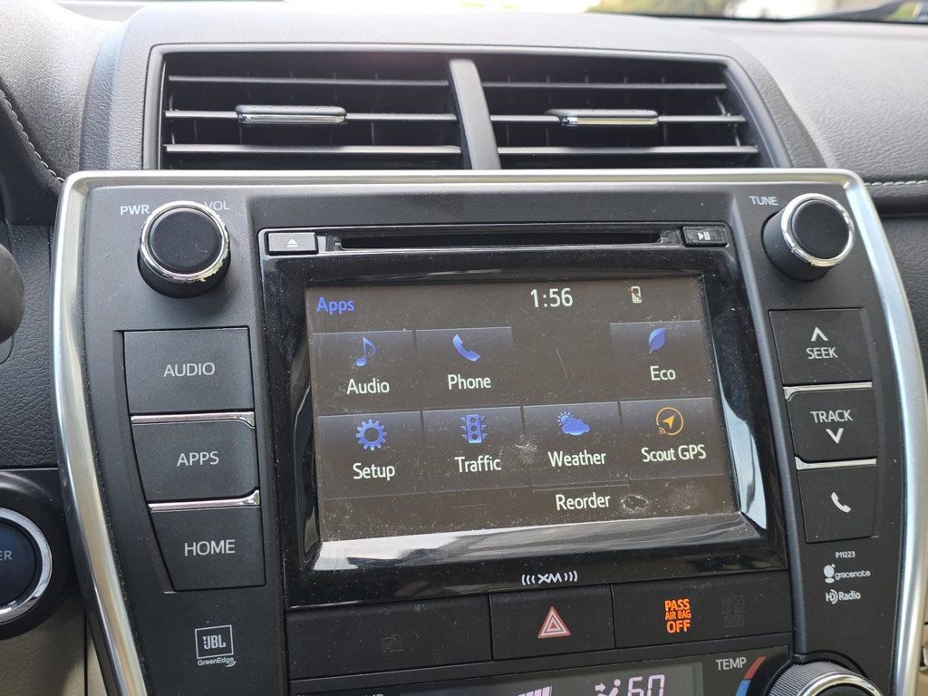 Used 2017 Toyota Camry XLE FWD image 14