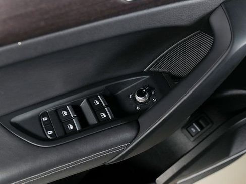 Used 2021 Audi Q5 Prestige w/ Prestige Package image 25