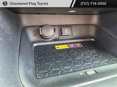 Used 2022 Toyota RAV4 XSE w/ Weather Package image 19