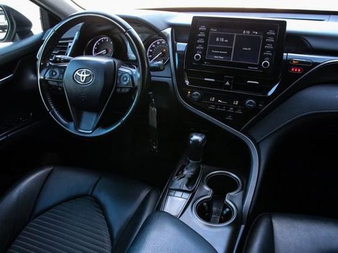 Used 2023 Toyota Camry SE image 30
