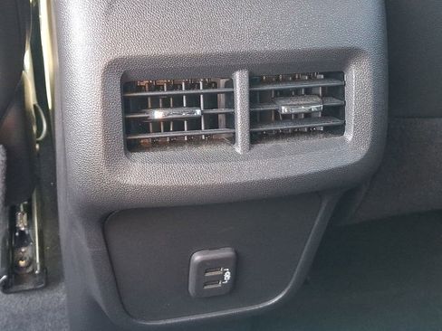 Certified 2023 Chevrolet Equinox RS image 11