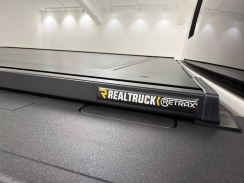 Used 2024 Ford F250 Platinum w/ FX4 Off-Road Package image 10