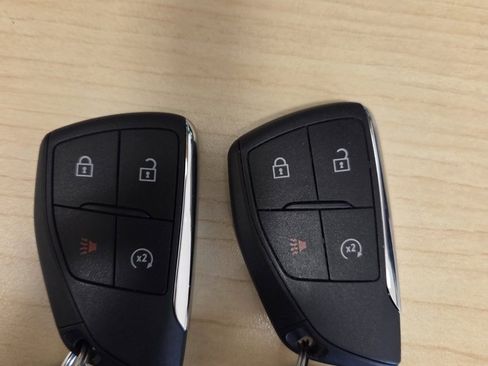 Used 2023 Chevrolet Colorado Z71 w/ Z71 Convenience Package 2 image 44