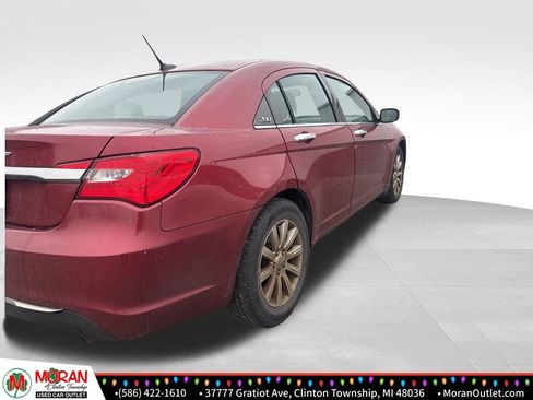 Used 2013 Chrysler 200 Limited image 4
