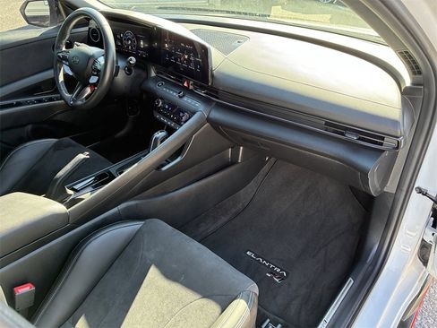 Used 2025 Hyundai Elantra N image 36