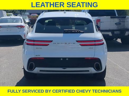 Used 2025 Genesis GV70 2.5T AWD/4WD image 7
