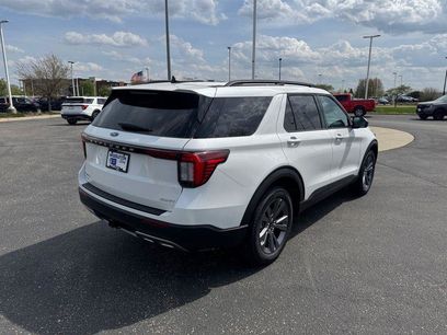 New 2026 Ford Explorer Active w/ Active Comfort Package