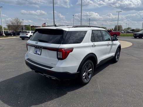 New 2026 Ford Explorer Active w/ Active Comfort Package AWD/4WD image 3
