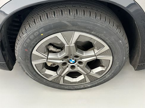 Used 2024 BMW X1 xDrive28i w/ Convenience Package image 11