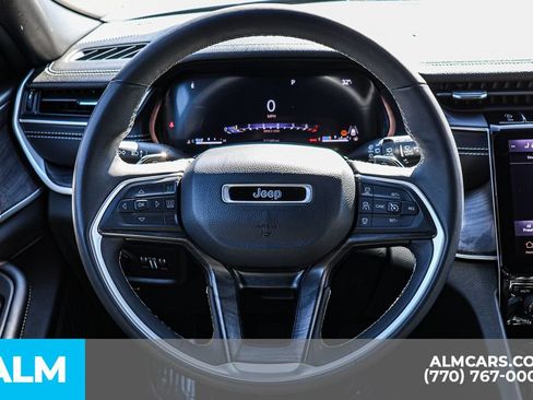 Used 2024 Jeep Grand Cherokee Limited AWD/4WD image 33