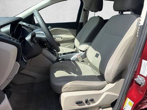 Used 2016 Ford Escape SE FWD image 10