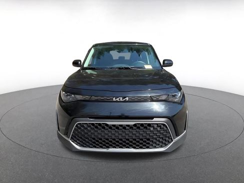 Used 2025 Kia Soul LX w/ LX Technology Package image 4