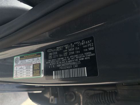 Used 2026 Hyundai Elantra Sport FWD image 7
