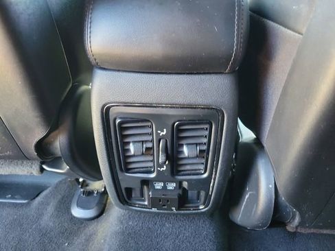 Used 2020 Jeep Grand Cherokee Limited X RWD image 12