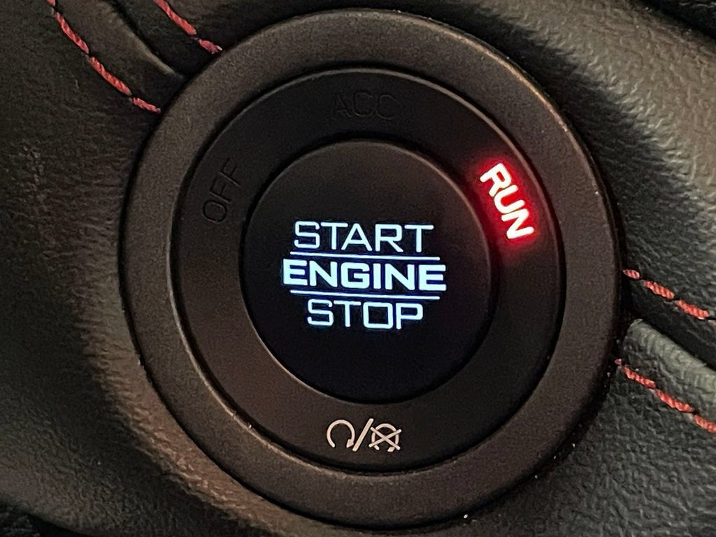 Used 2025 Dodge Durango R/T AWD/4WD image 30