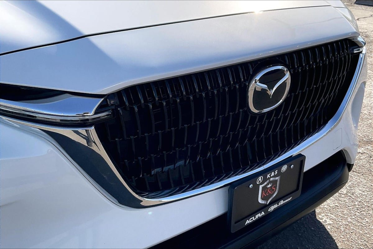 Used 2024 MAZDA CX-90 Plug-In Hybrid w/ Preferred AWD/4WD image 28