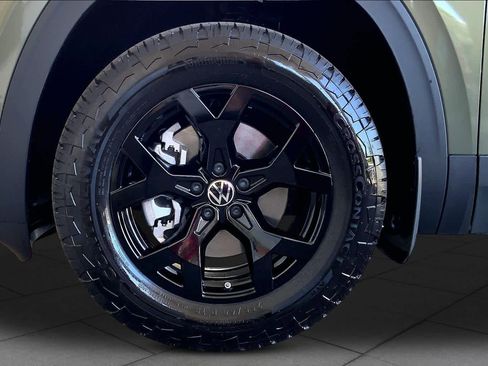 New 2026 Volkswagen Atlas Peak Edition AWD/4WD image 11