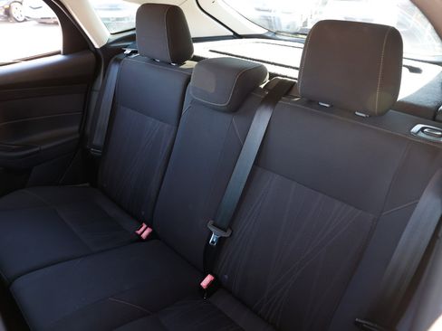 Used 2015 Ford Focus SE image 8