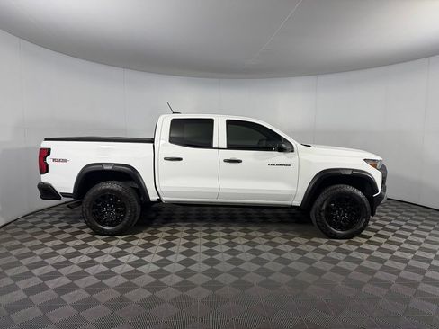 Used 2024 Chevrolet Colorado Trail Boss w/ Advanced Trailering Package AWD/4WD image 5