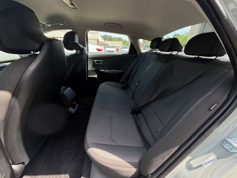 Used 2025 Kia K4 FWD image 27