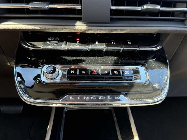 Used 2023 Lincoln Corsair AWD w/ Equipment Group 101A image 23