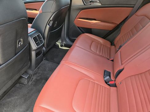 Used 2023 Kia Sportage SX Prestige image 30