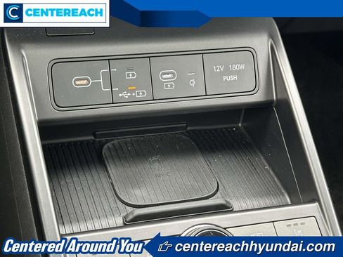 Used 2024 Hyundai Kona Limited image 29