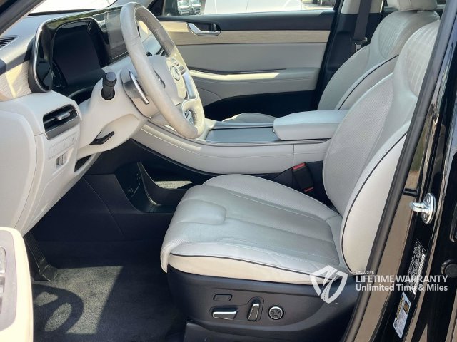 Used 2024 Hyundai Palisade Limited AWD/4WD image 15