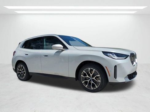 New 2026 BMW X3 xDrive30i w/ Convenience Package AWD/4WD image 2