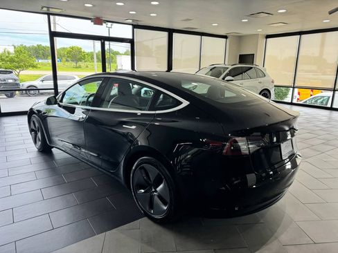 Used 2018 Tesla Model 3 Long Range RWD image 3