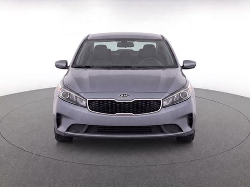 Used 2018 Kia Forte S FWD image 7