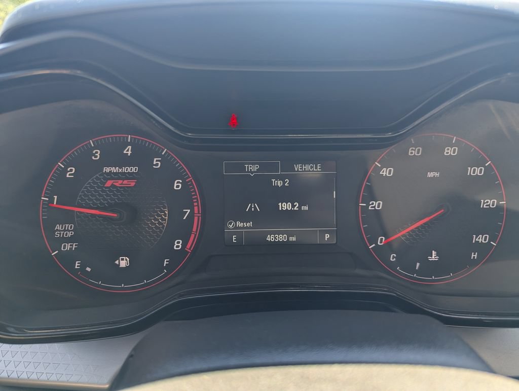 Used 2025 Chevrolet Trax RS FWD image 11