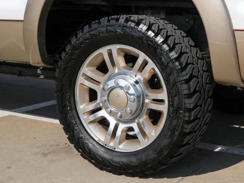 Used 2012 Ford F250 King Ranch w/ FX4 Off Road Pkg image 49